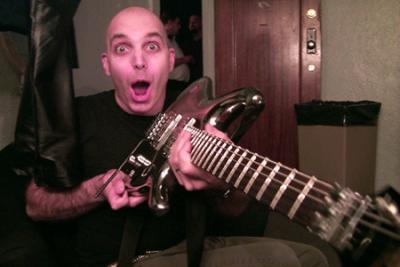 joe_satrianibackstage_seattle1101.jpg