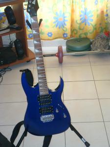 ibanez.JPG