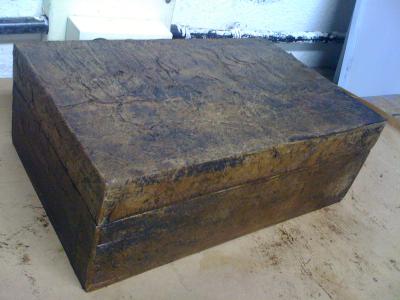 Caja Piel de Bruja.jpg