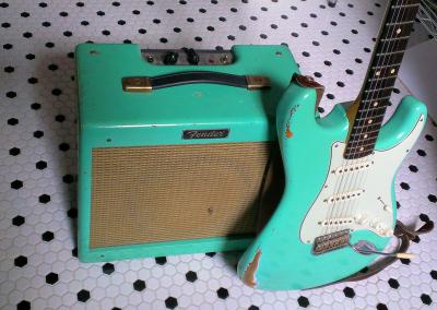 1959-strat-pro-jr-relic-set-sea-foam-green-custom-shop-v0-zs867sbz4pib1.jpg