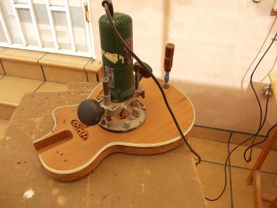 Studio - Strat 100 005.jpg