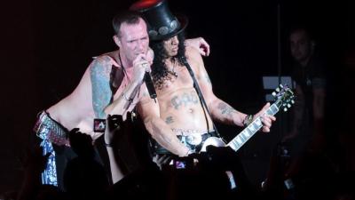 Scott-Weiland-e-Slash-do-Velvet-Revolver-1280x720.jpg