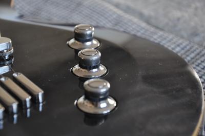 lateral charcoal potes.JPG