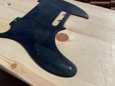 pickguard 2.jpg