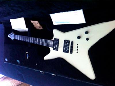 guitarra-electrica-carvin-usa-20963-MLM20201698013_112014-F.jpg
