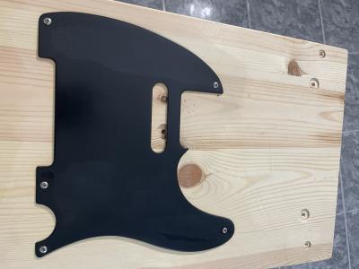 pickguard.jpg