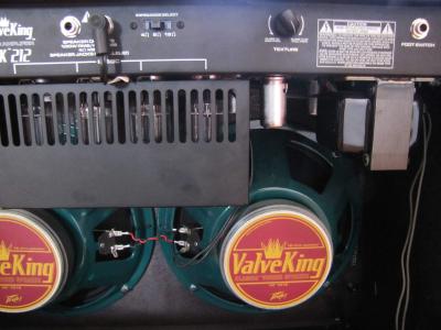 www-audiofanzine-com_peavey-valveking-212.JPG