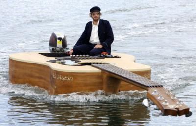 josh-pykes-boat-guitar1.jpg