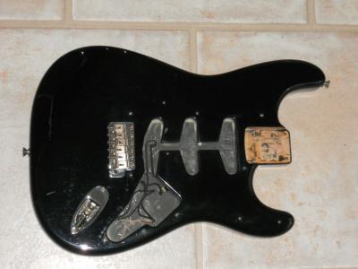 Fender 02.jpg
