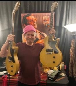 KEEF TWO GIBSON JR GUITARS NASHVILLE 2021.jpg