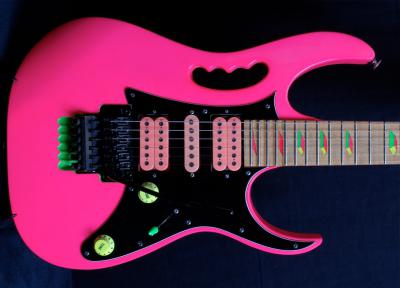 1989-ibanez-jem-777sk-lg.jpg