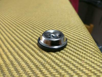 Tornillo de la pata torcido.jpg