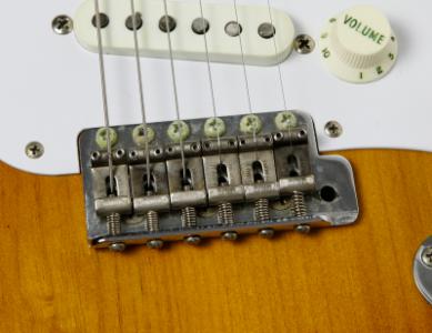 fender original del 58 puente.jpg
