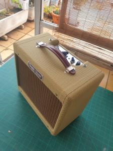 logo_badge_champ (1).jpg