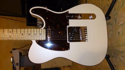 Tele Deluxe 01.jpg.jpg