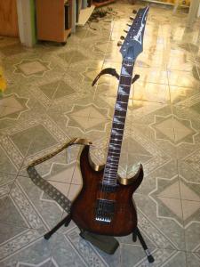 IBANEZ.jpg