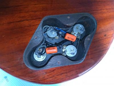 Vintage Paradise SD Slash - 2.jpeg