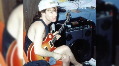 Space Music - The Lifestyle of Angus Young ✔ Career, Net Worth & Ellen van Lochem [TgGyY4mg-0I - 895x503 - 4m06s].png