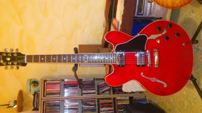 Gibson ES335 10.jpg