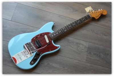 kurt-cobain-mustang-rosewood-fingerboard-sonic-blue.jpg