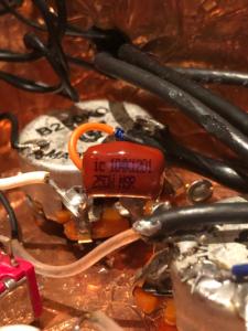 condensador charvel.jpg