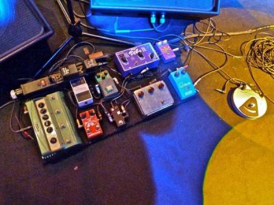 philip_sayce_pedalboard.jpg