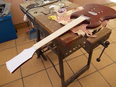 gibson SG Victor 127.jpg