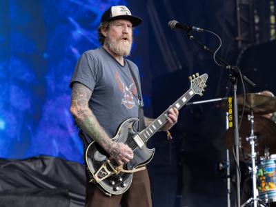 brent-hinds-mastodon-getty-2000x1500-1-1392x1044.jpg