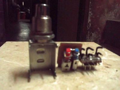 base de interruptor cortada+2pdt y spst en PCB+adaptador para 9 pines B.jpg