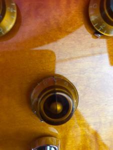 potenciometro tokai.jpg