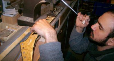 23_instalando trastes.jpg