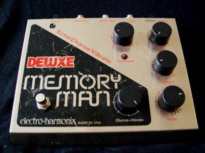 ehx_deluxememoryman.jpg