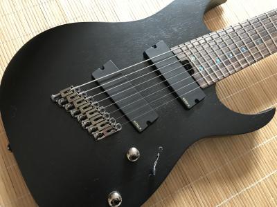 ibanez-rgim8mh-2168744.jpg