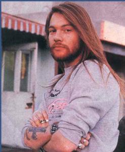 600full-axl-rose.jpg