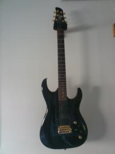 Guitarra axtech.JPG
