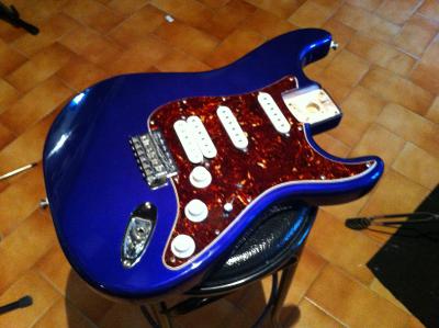 Cuerpo Strat Deluxe 001.jpg