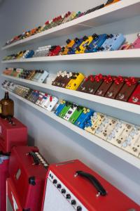 JHS-Pedals-Showroom-Shelves.jpg