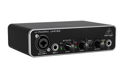 behringer-u-phoria-umc22.jpg
