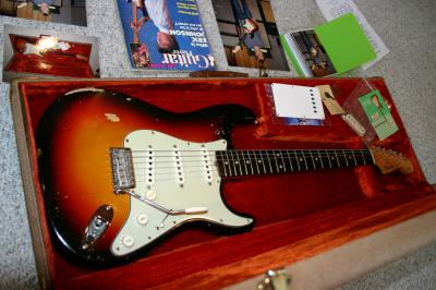 Strato Eric Johnson.JPG