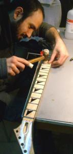 22_colocando trastes.jpg