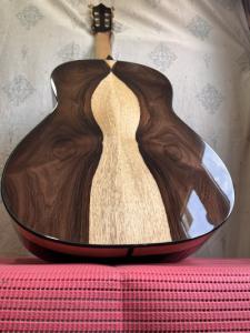 02 Costas Guitarra.jpg