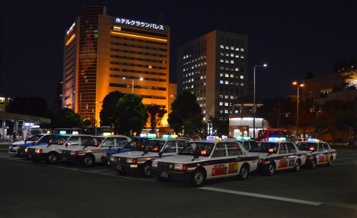 Taxis en la estación de Hamamatsu