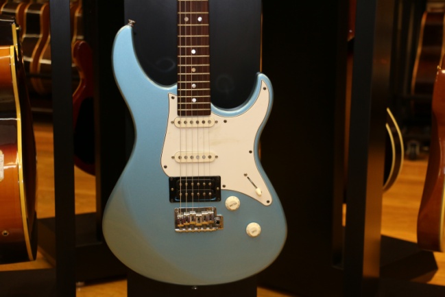Museo - Yamaha Pacifica 921