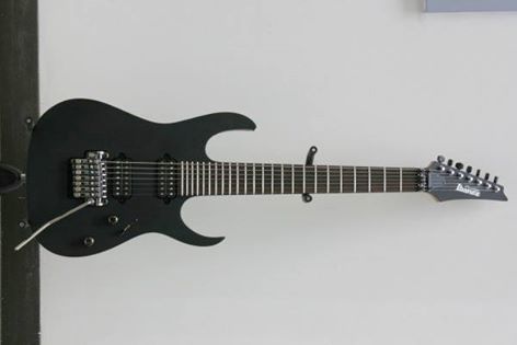 Ibanez Custom Negra