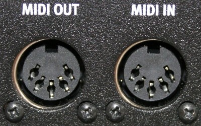 MIDI IN y MIDI OUT