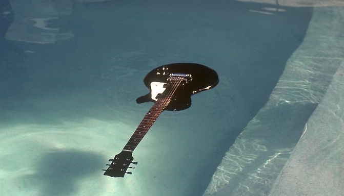 Guitar Water
