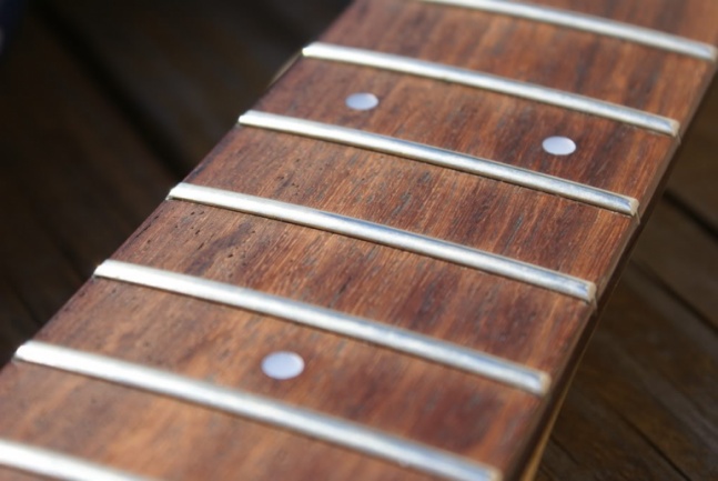 Diapasón de palo rosa