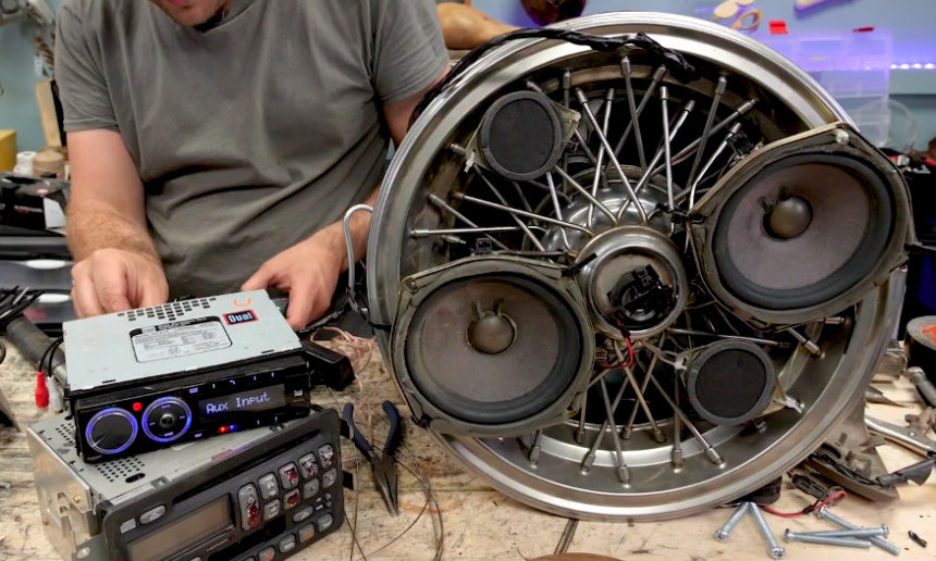 Guitarra lanzallamas amplificador