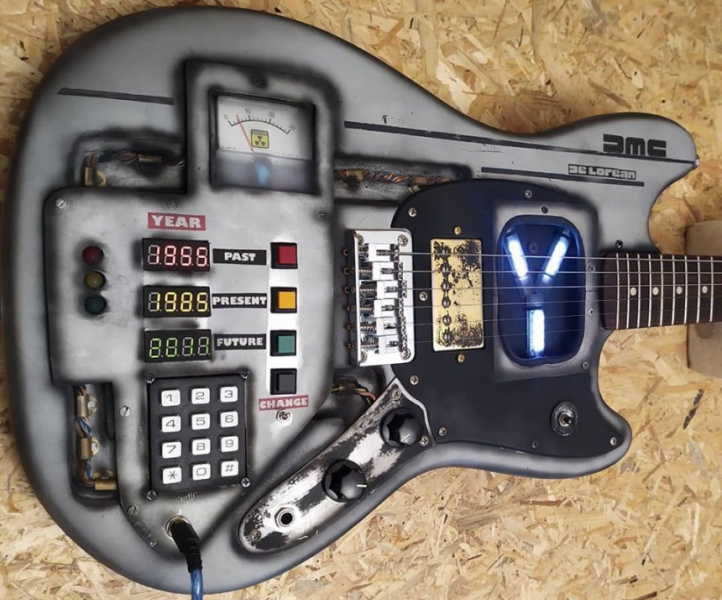 Martper Back To The Future Guitar Mustang cuerpo