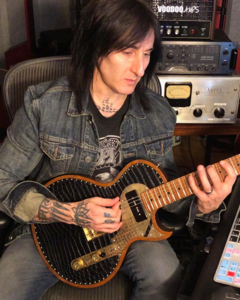 Paoletti Richard Fortus black